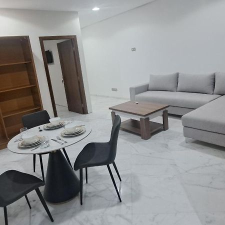 Luxe Tanger Apartment Bagian luar foto