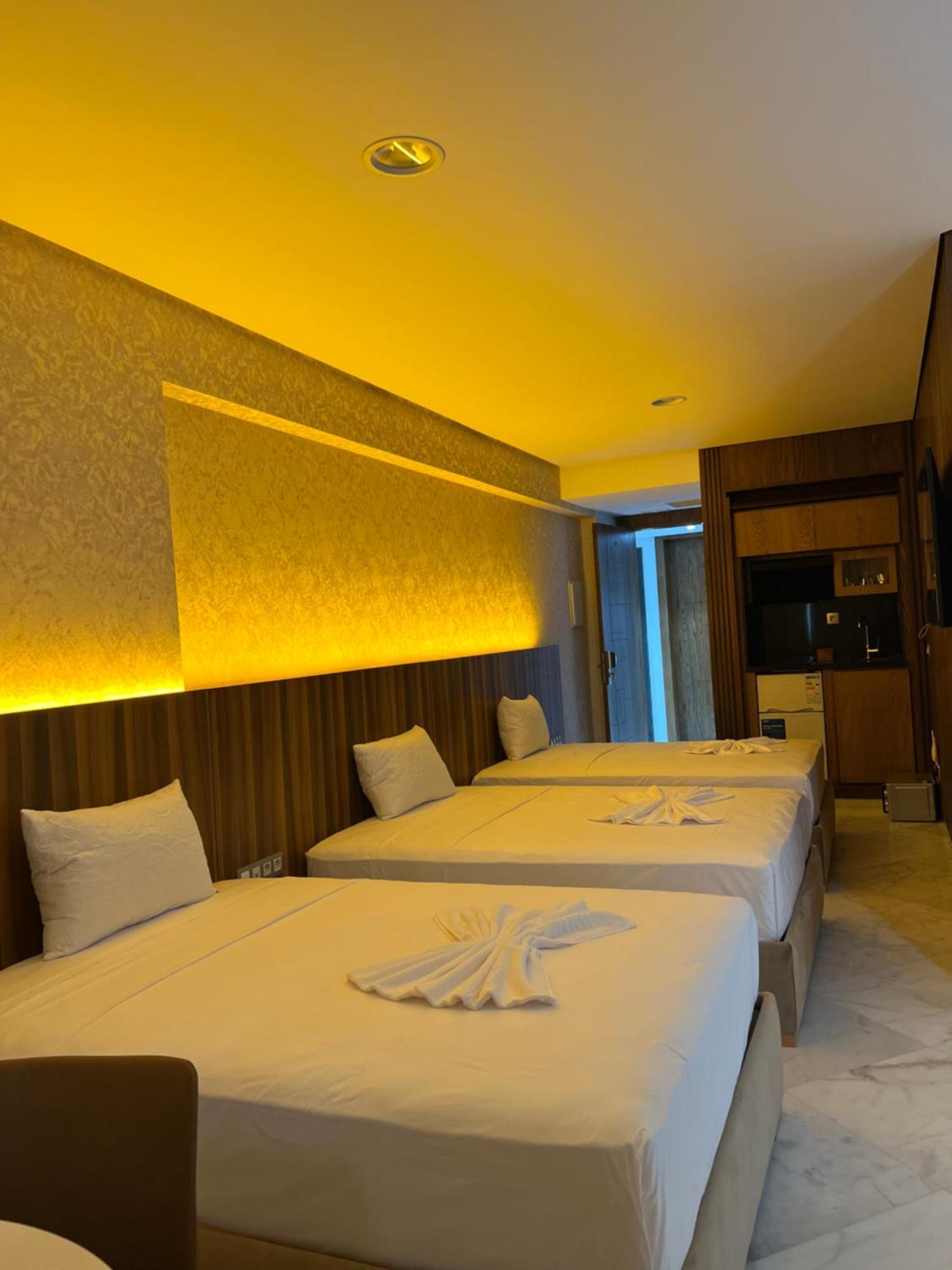 Luxe Tanger Apartment Bagian luar foto